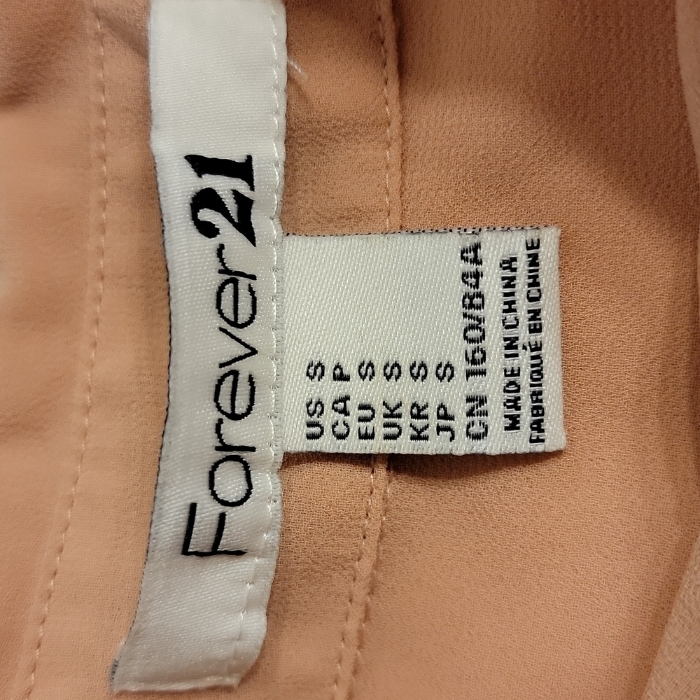 Forever 21 Blush Colored Button-up Sheer Blouse Size Small - Picture 6 of 11